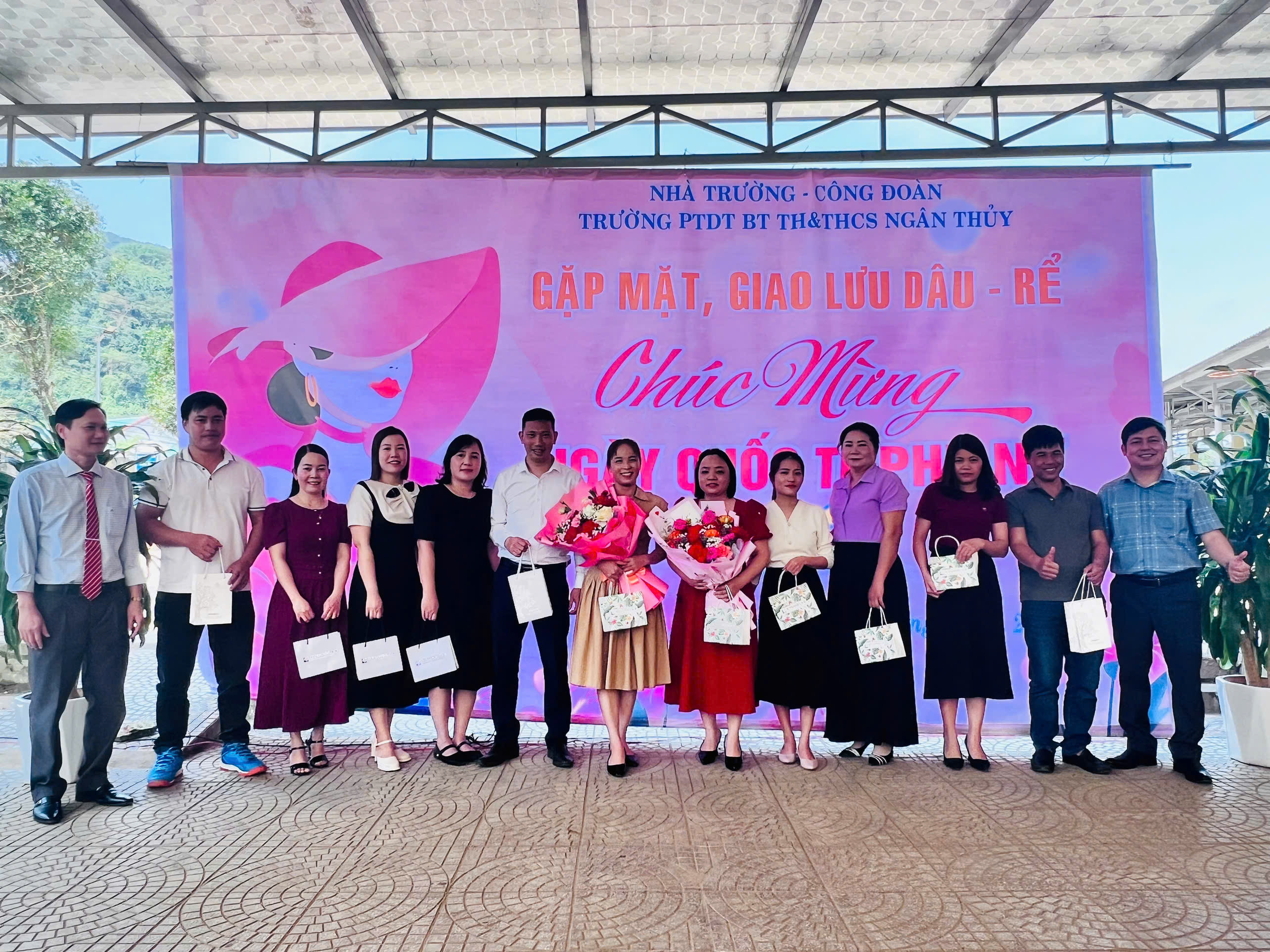 e8af0107134ea210fb5f.jpg